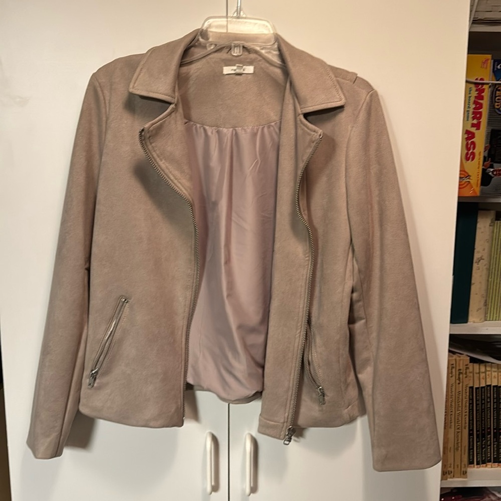Women’s suede jacket